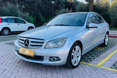 2010' Mercedes-Benz C 200