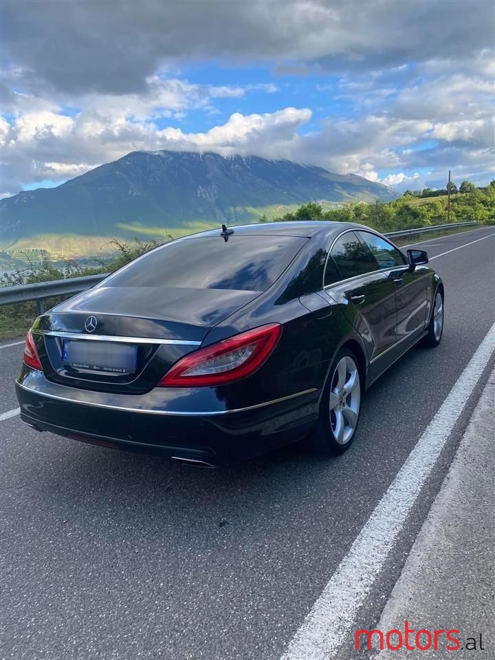 2011' Mercedes-Benz CLS 350 photo #3