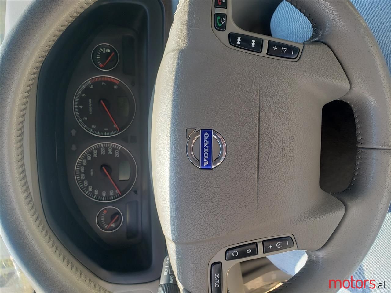 2003' Volvo S80 photo #6