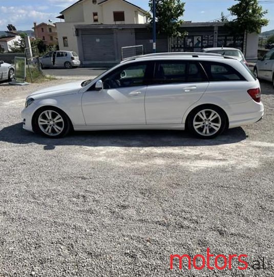 2008' Mercedes-Benz C 220 photo #6