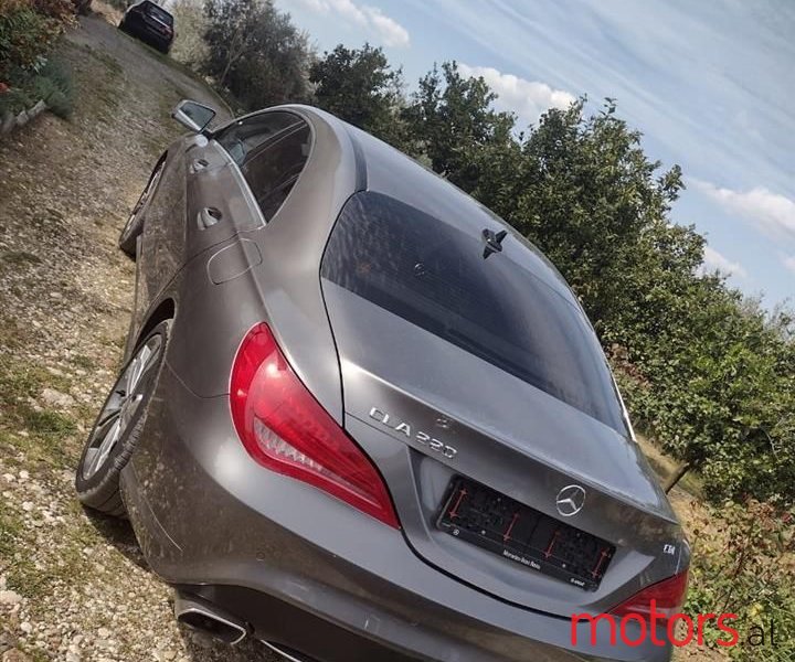 2014' Mercedes-Benz CLA 200 photo #6