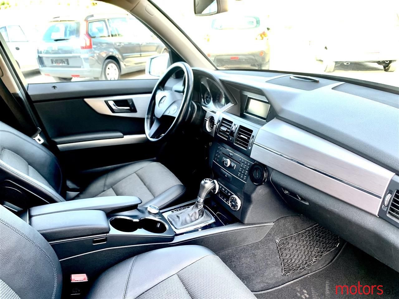 2012' Mercedes-Benz GLK 250 photo #6