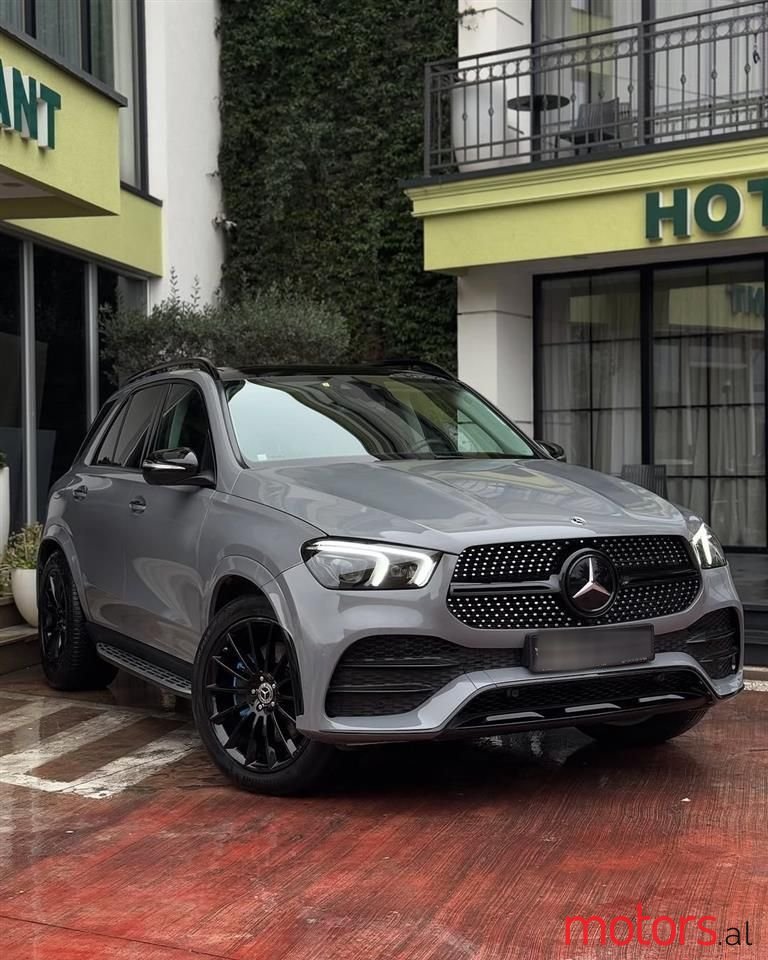 2022' Mercedes-Benz GLE 400 photo #1