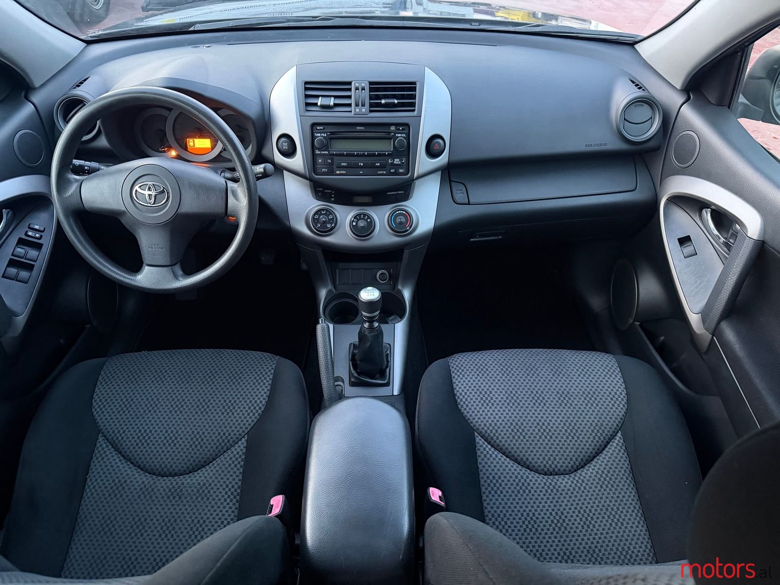 2009' Toyota RAV4 photo #2