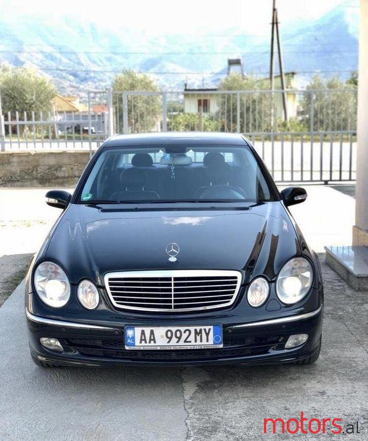 2004' Mercedes-Benz E 280 photo #2
