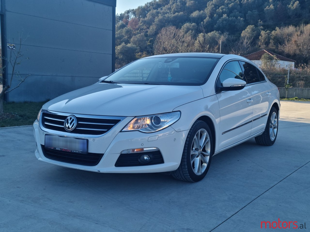 2012' Volkswagen Passat CC photo #6