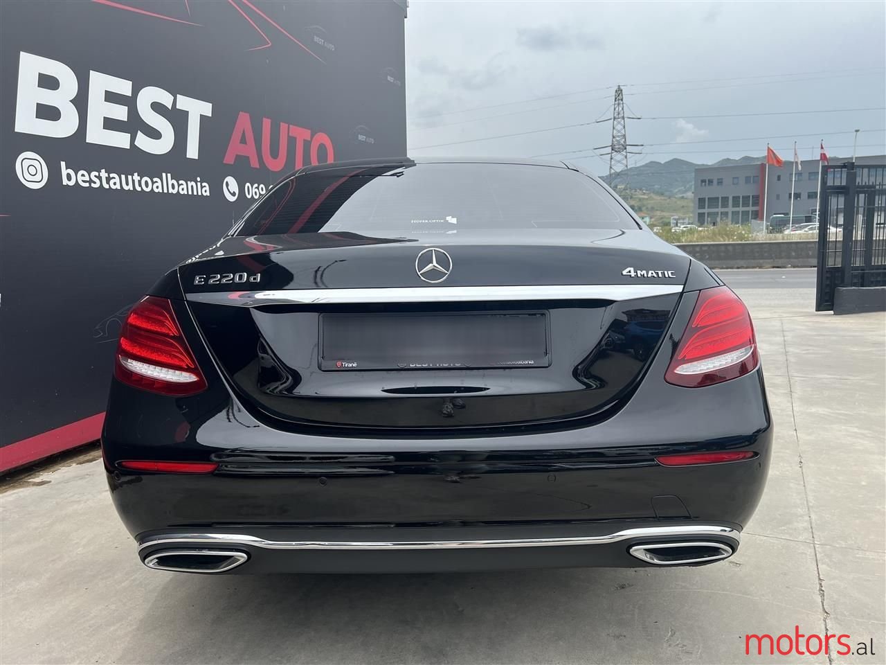 2017' Mercedes-Benz E 220 photo #5