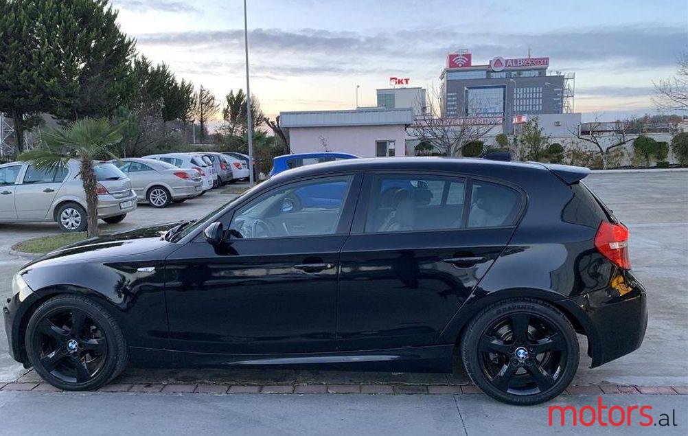 2005' BMW 120 photo #1