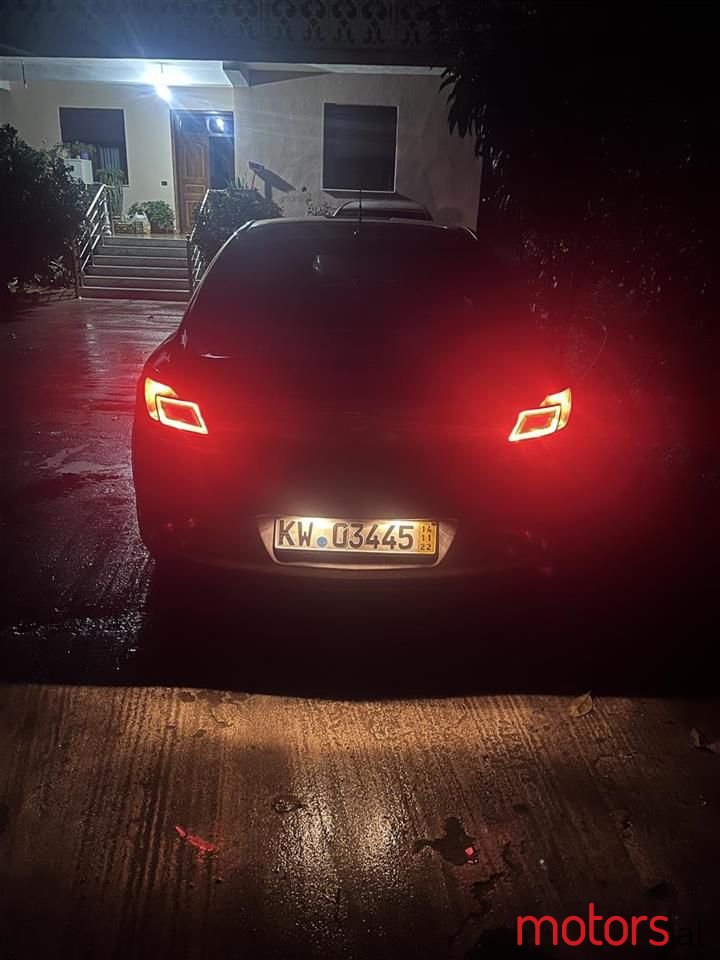 2010' Opel Insignia photo #5