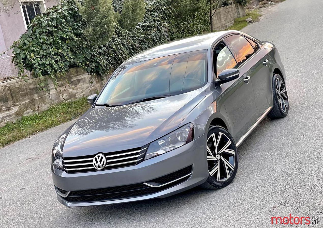 2014' Volkswagen Passat photo #1