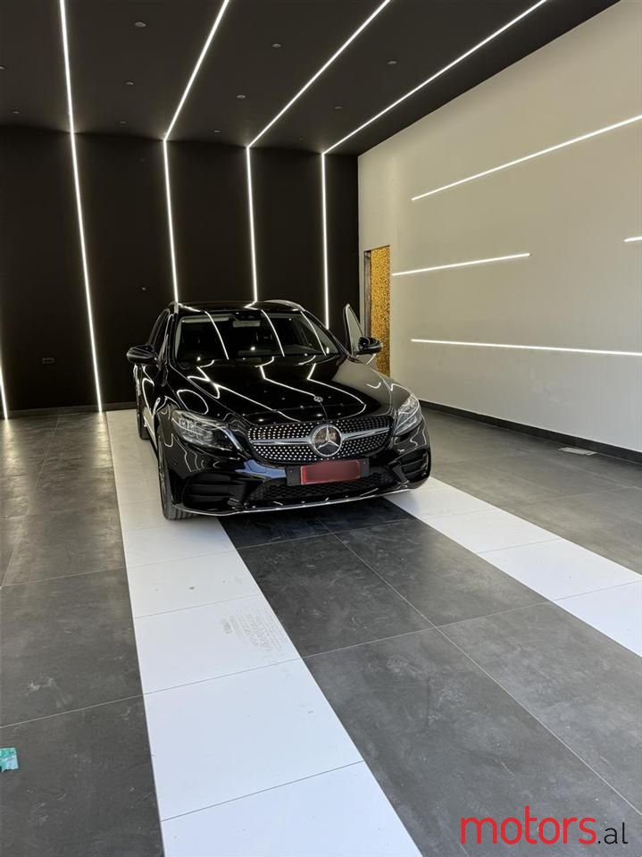 2018' Mercedes-Benz C 220 photo #4