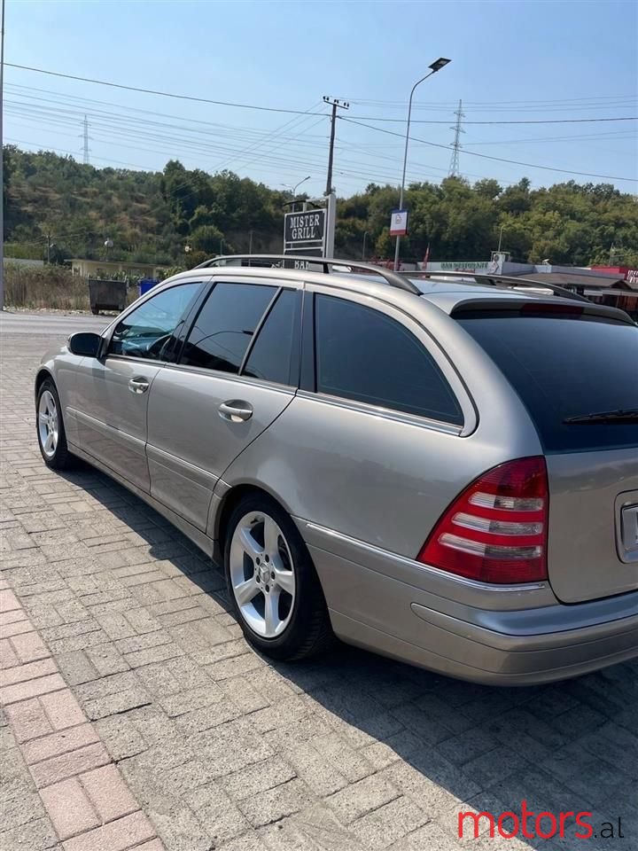 2005' Mercedes-Benz C 220 photo #5