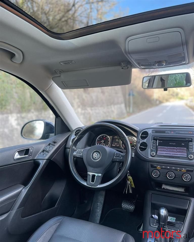 2014' Volkswagen Tiguan photo #6