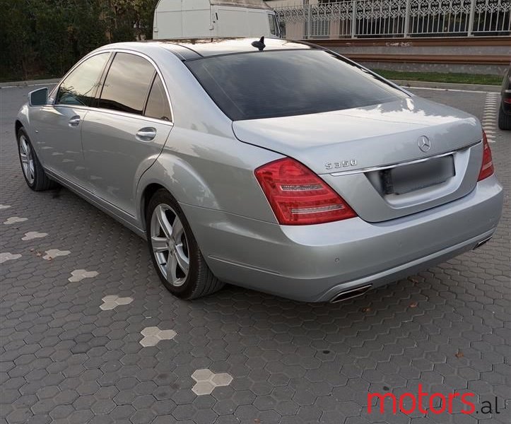 2011' Mercedes-Benz S 350 photo #6
