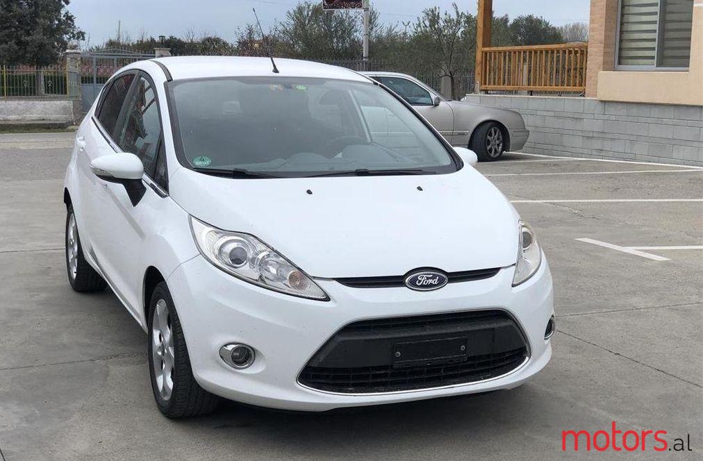 2010' Ford Fiesta photo #1