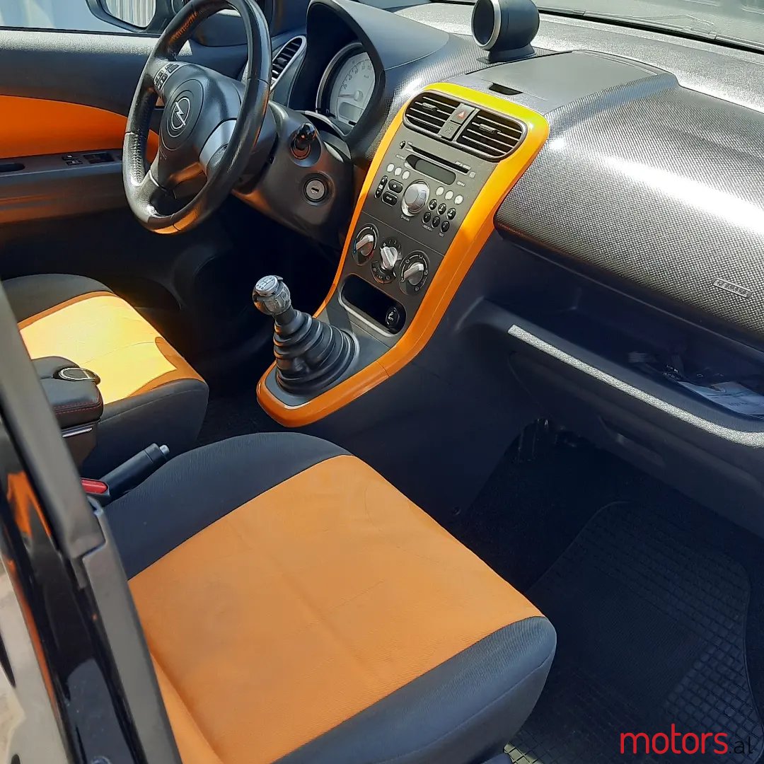 2009' Opel Agila photo #2