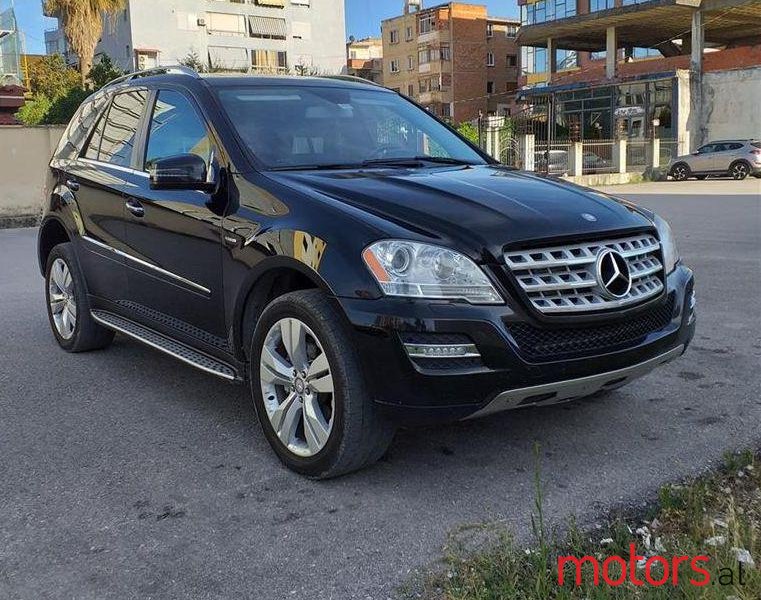 2011' Mercedes-Benz ML 350 photo #1