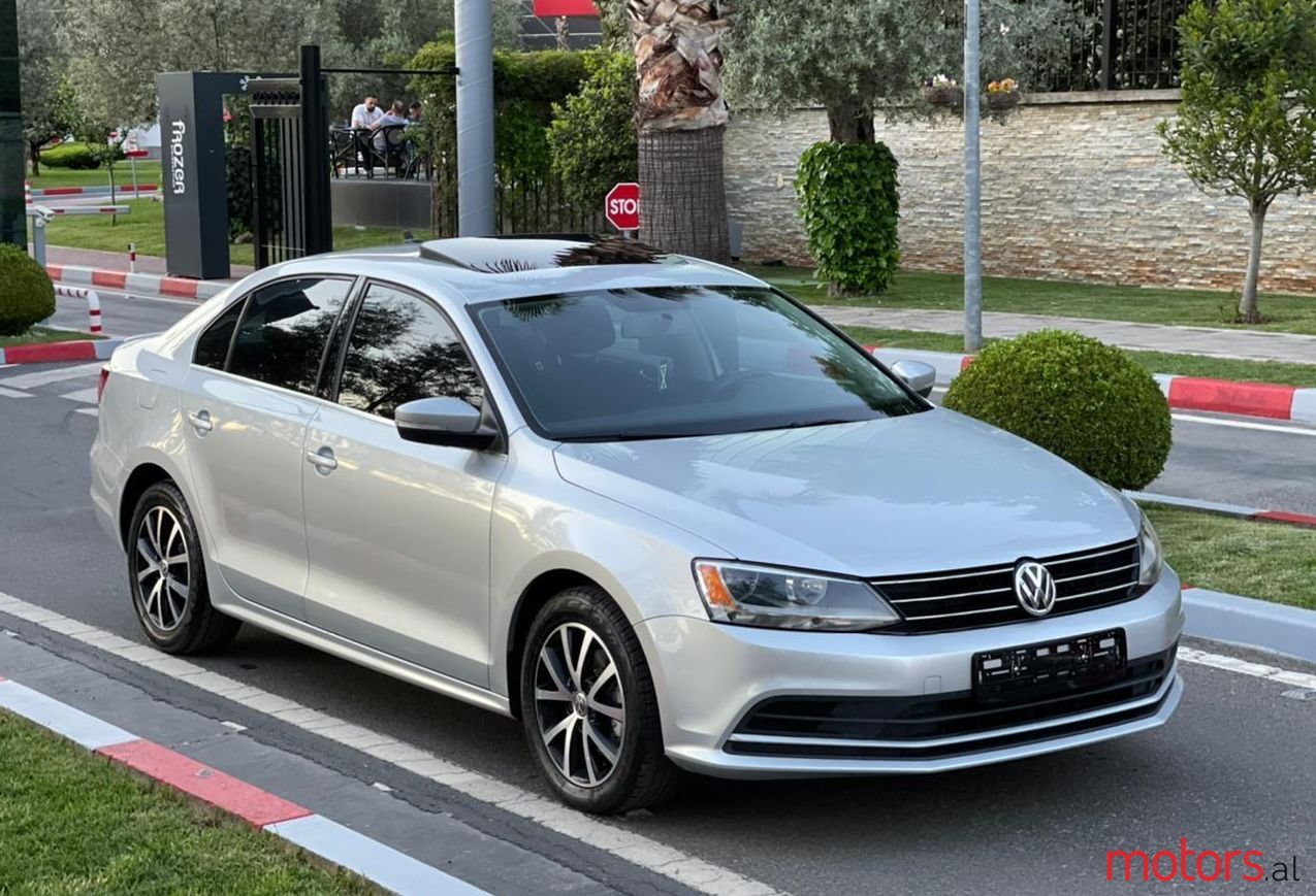 2015' Volkswagen Jetta photo #1