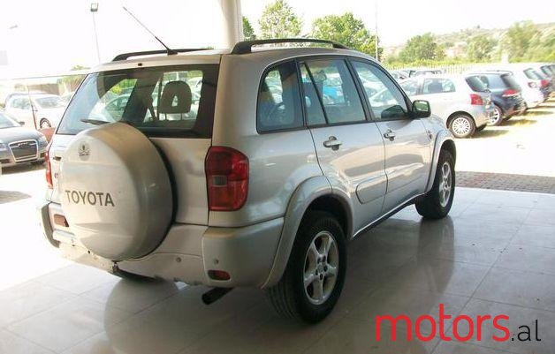 2003' Toyota RAV4 photo #1