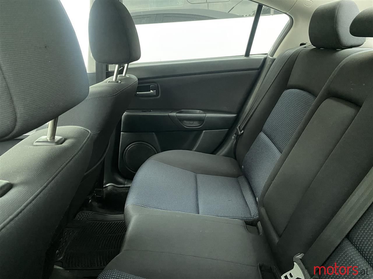 2006' Mazda Mazda3 photo #3