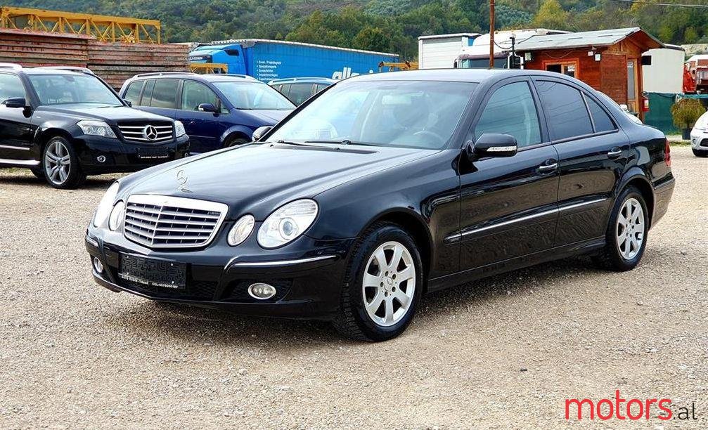 2006' Mercedes-Benz E 220 photo #1