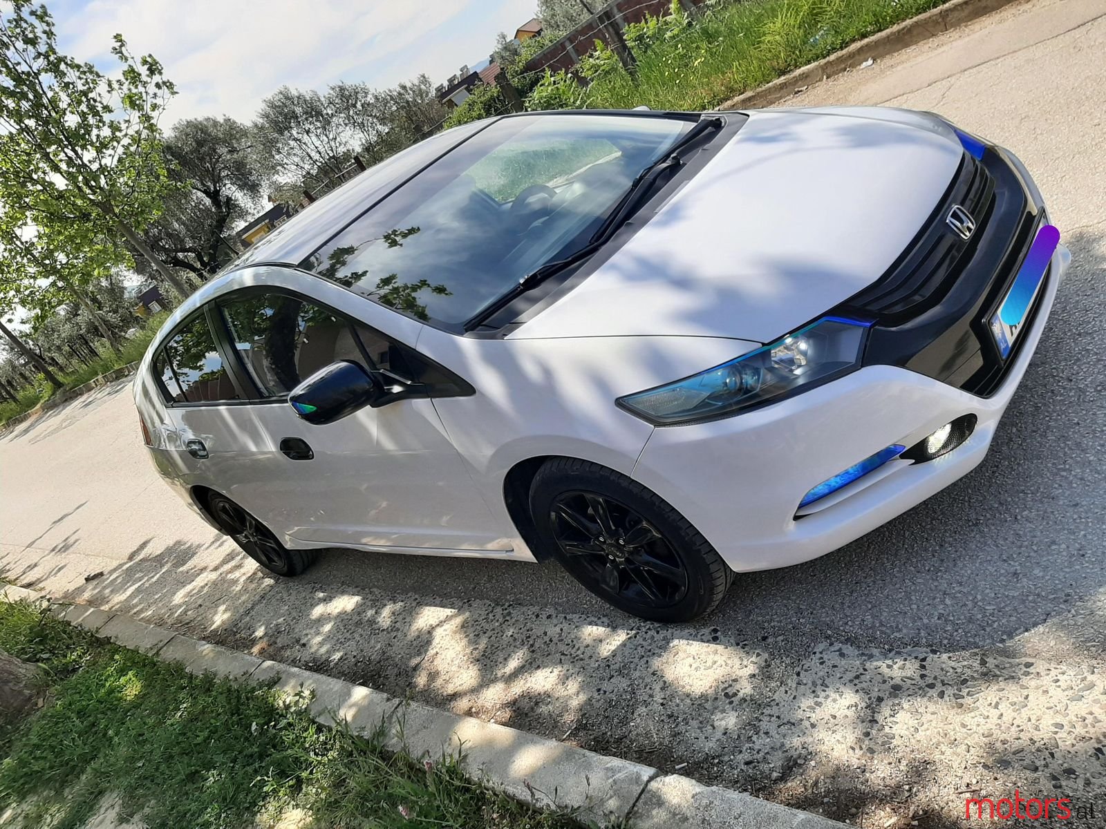 2010' Honda Insight photo #2