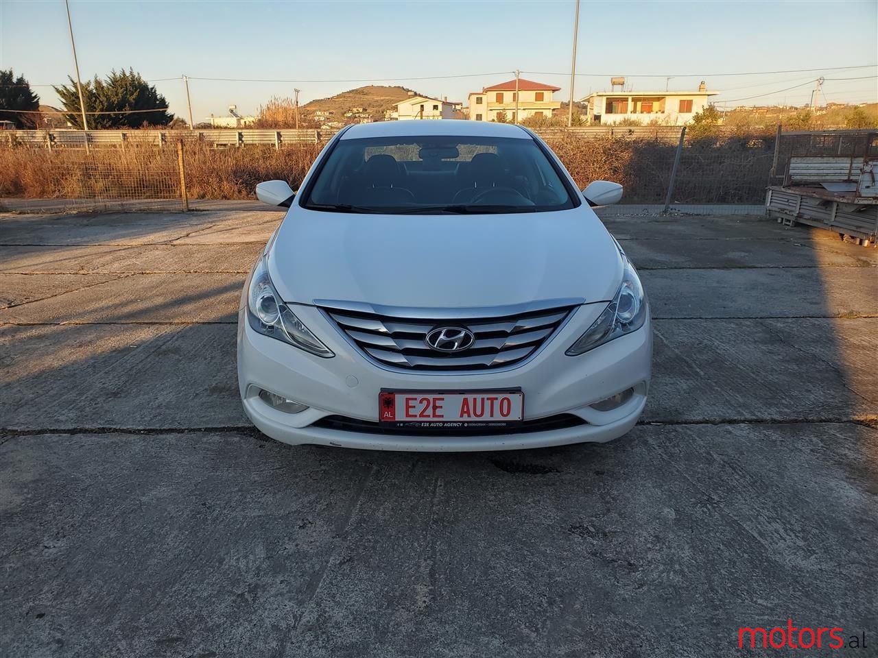 2010' Hyundai Sonata photo #1