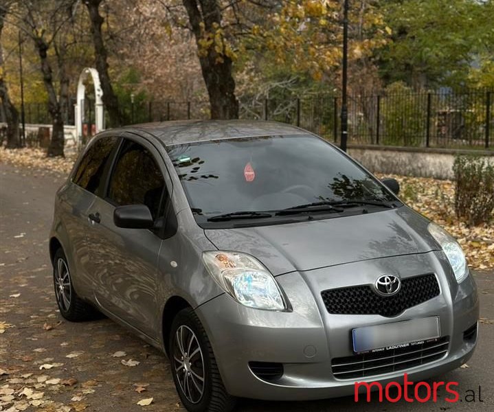 2007' Toyota Yaris photo #5