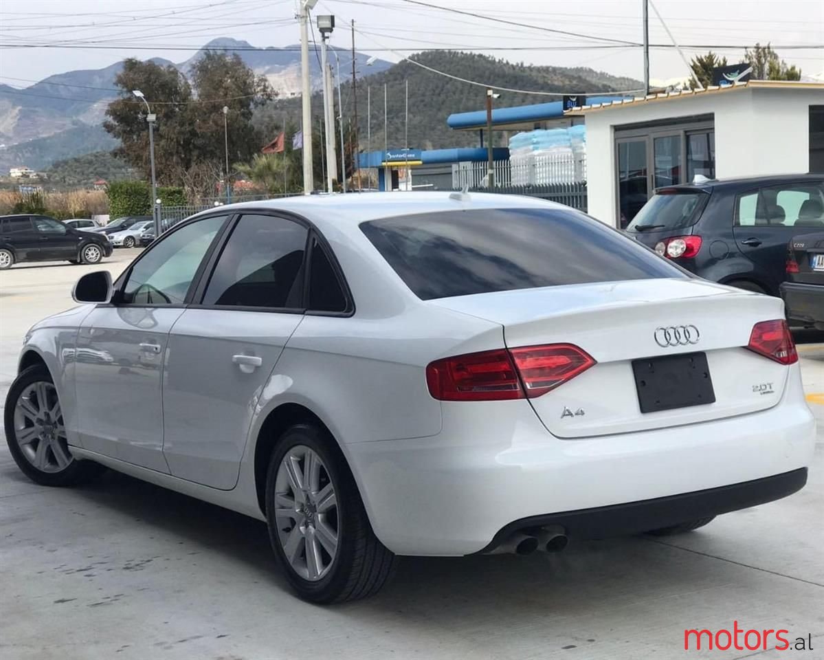 2010' Audi A4 photo #3