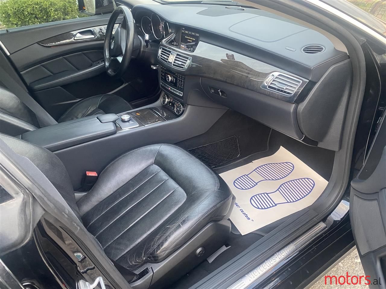 2012' Mercedes-Benz CLS 350 photo #4