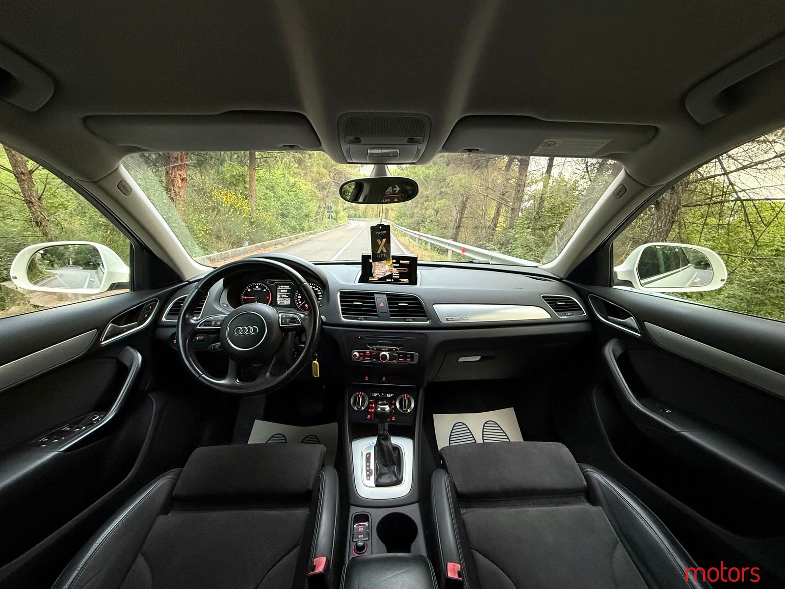 2013' Audi Q3 photo #3