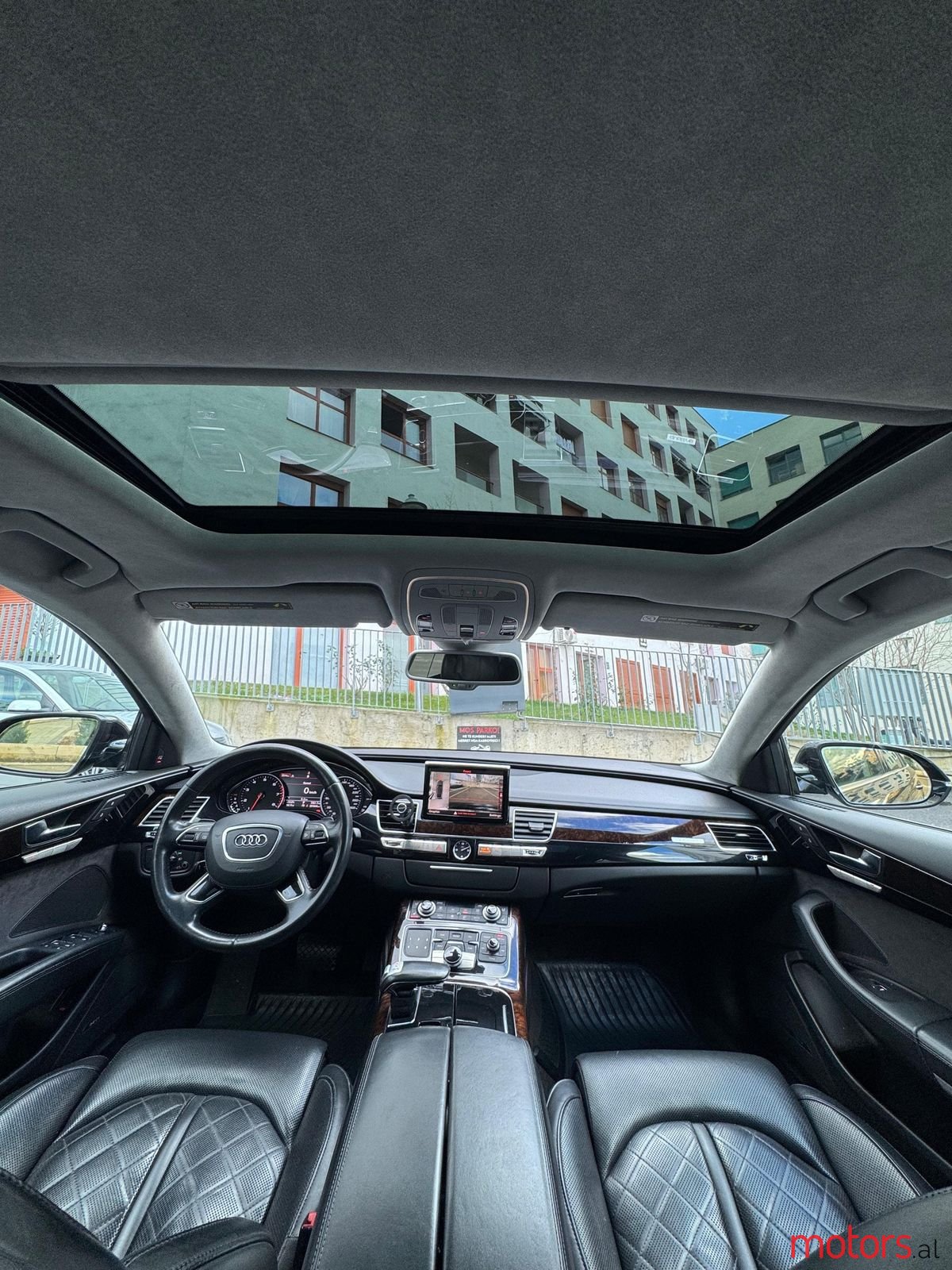 2013' Audi A8 photo #2