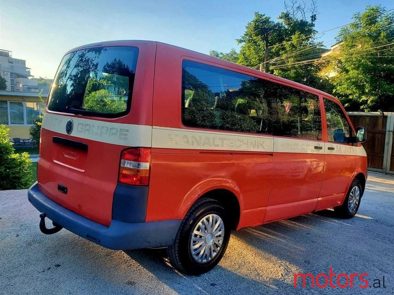 2008' Volkswagen T5 Transporter photo #2