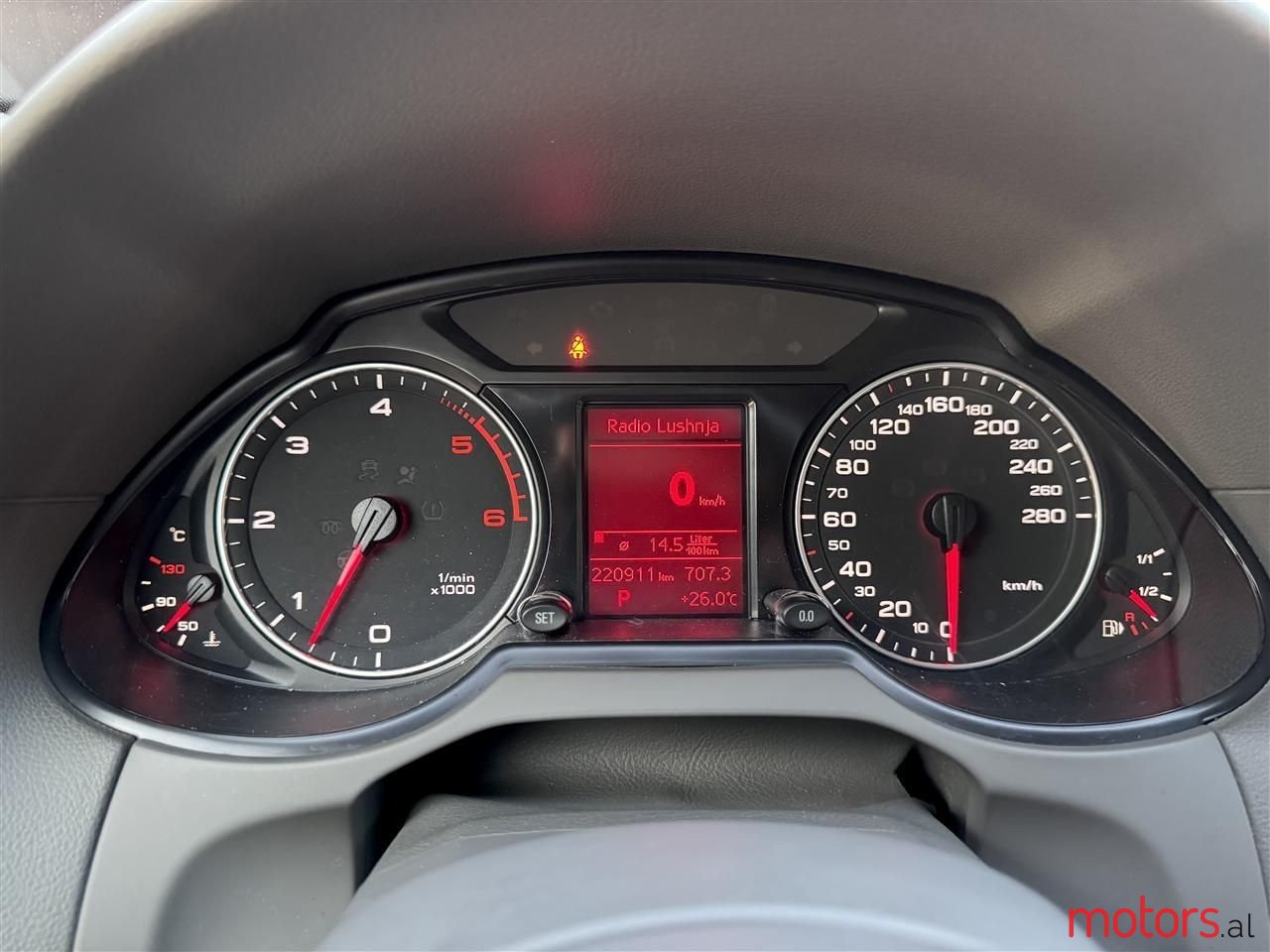 2011' Audi Q5 photo #3