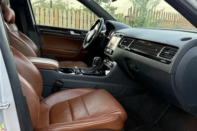 2015' Volkswagen Touareg