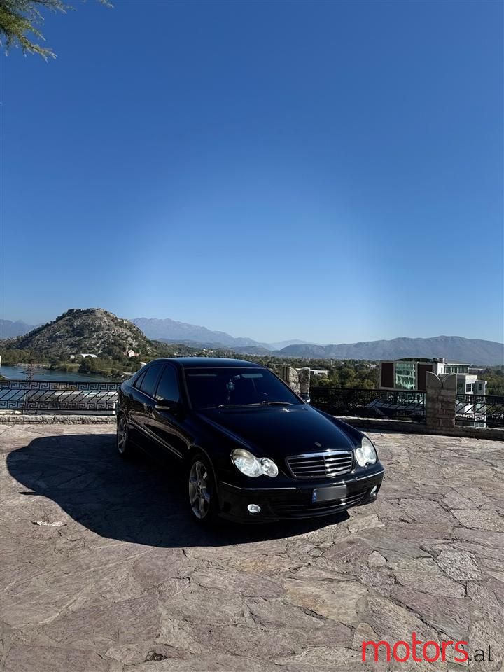 2007' Mercedes-Benz C 220 photo #2