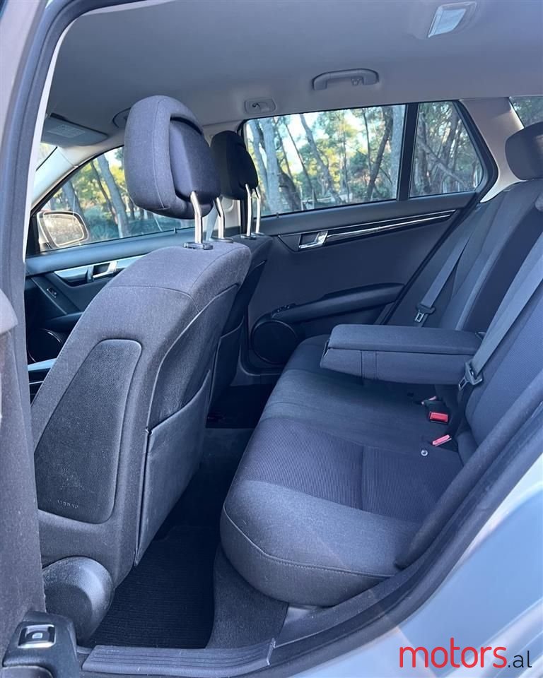 2008' Mercedes-Benz C 220 photo #4