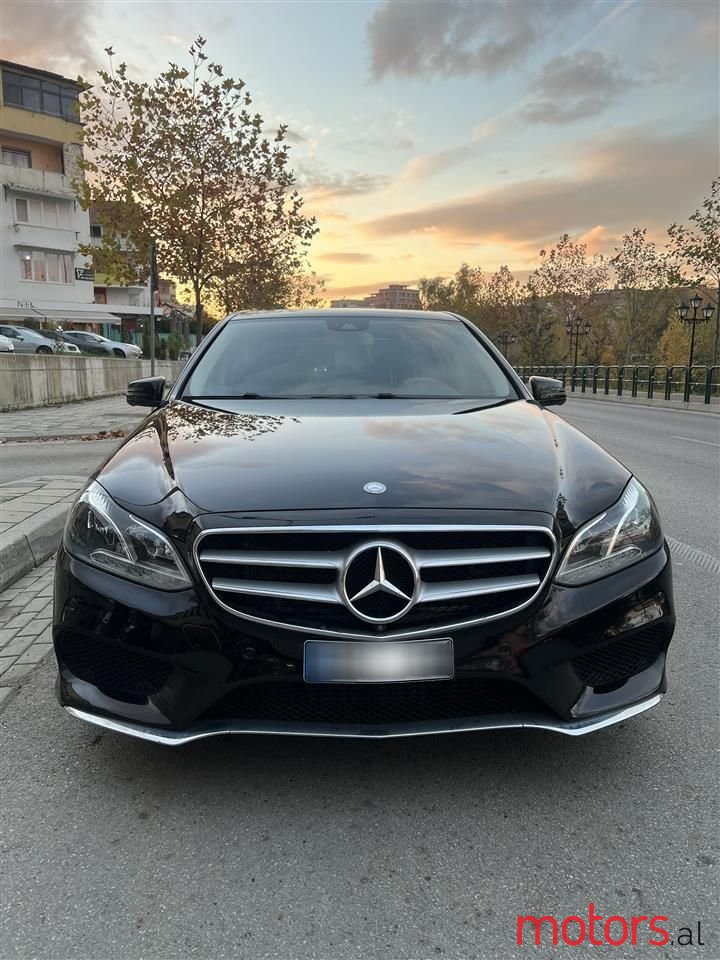 2015' Mercedes-Benz E 250 photo #1