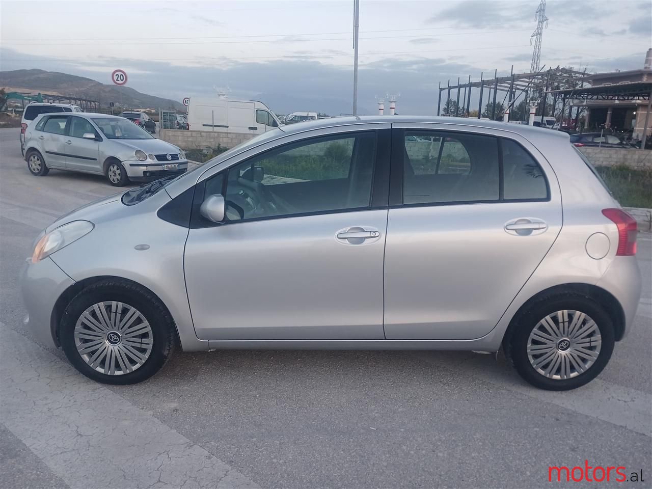 2007' Toyota Yaris photo #4