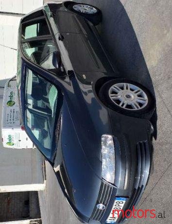 2002' Fiat Stilo photo #1