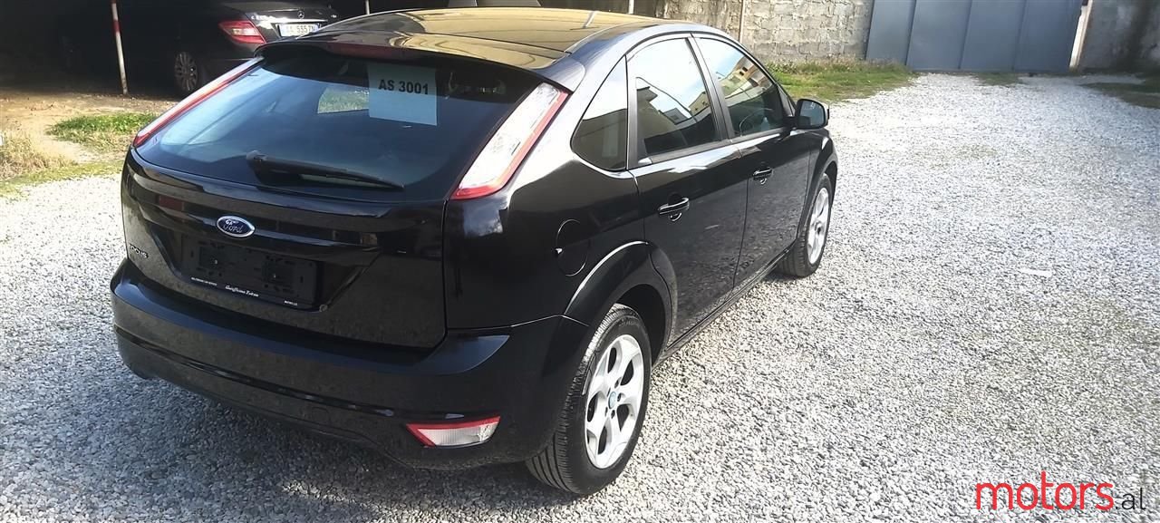 2011' Ford Focus photo #4