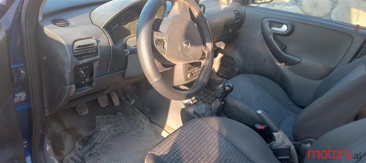 2005' Opel Astra photo #4