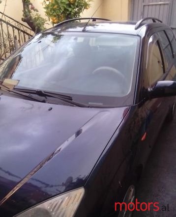 2000' Ford Focus photo #1