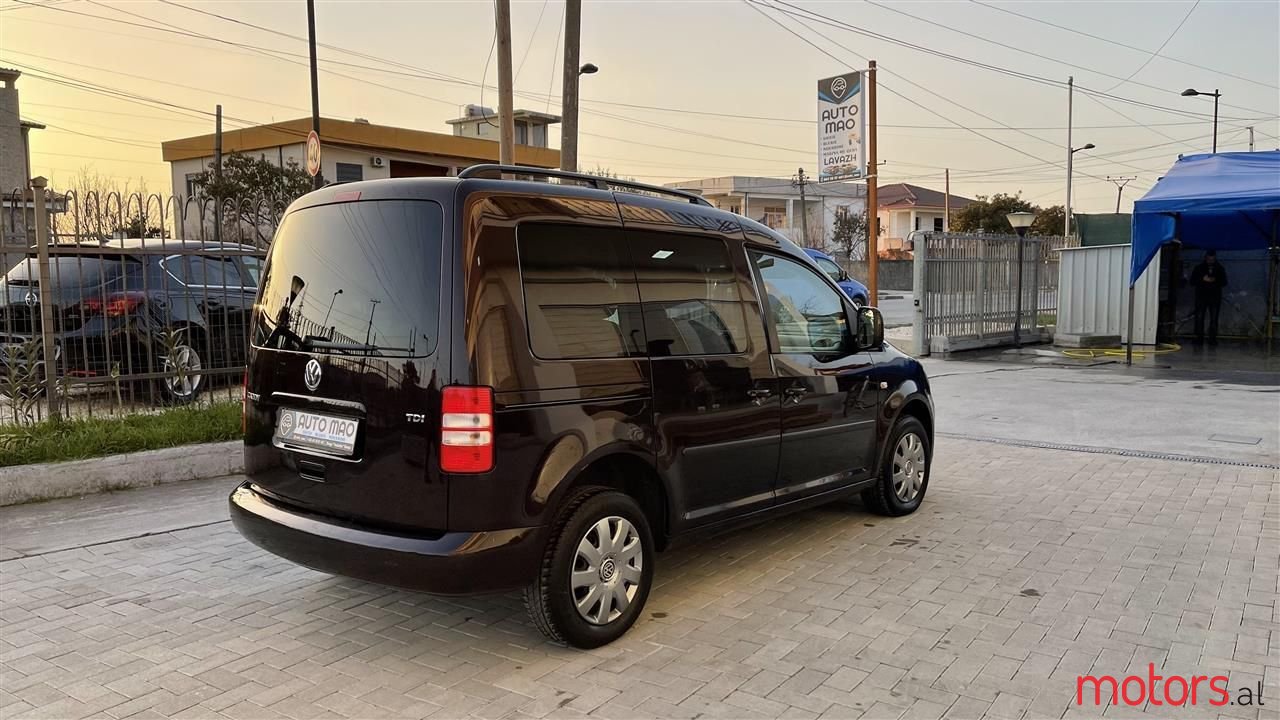 2012' Volkswagen Caddy photo #5