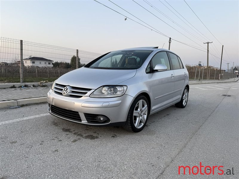 2005' Volkswagen Golf Plus photo #2