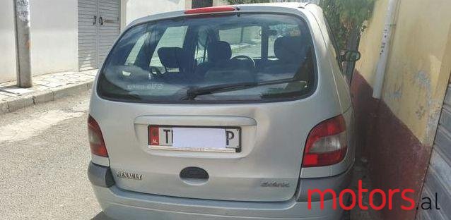 2001' Renault Scenic photo #2