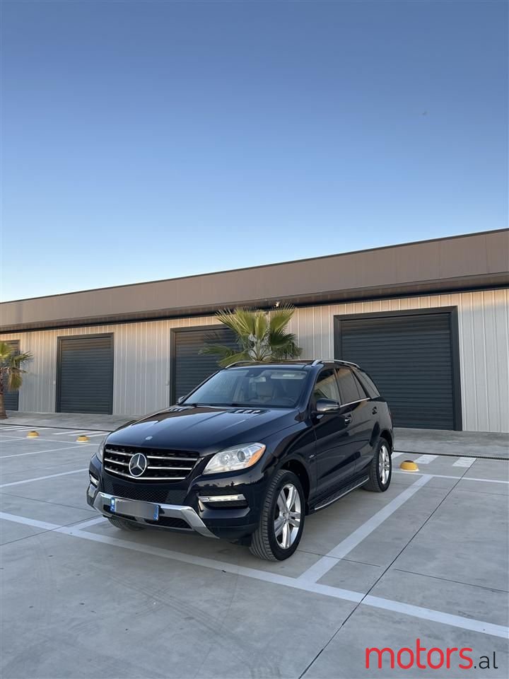 2013' Mercedes-Benz ML 350 photo #1