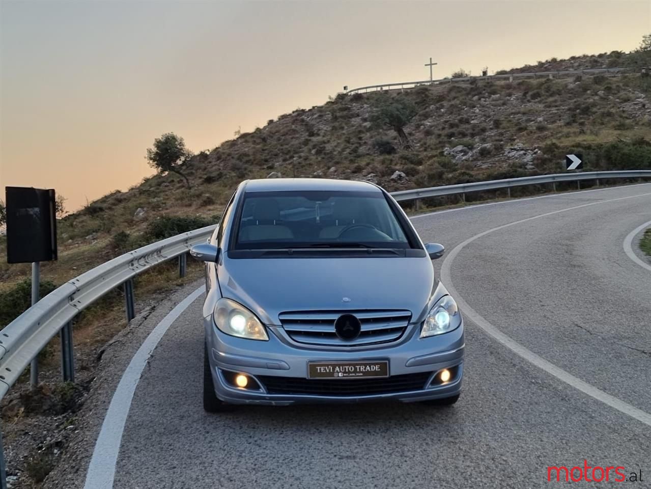 2006' Mercedes-Benz B 180 photo #2