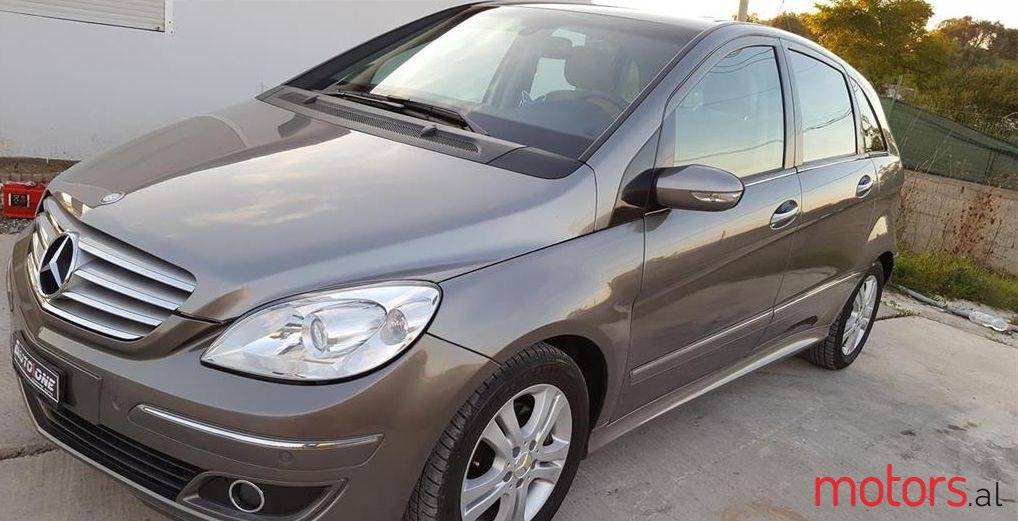 2006' Mercedes-Benz B 200 photo #1