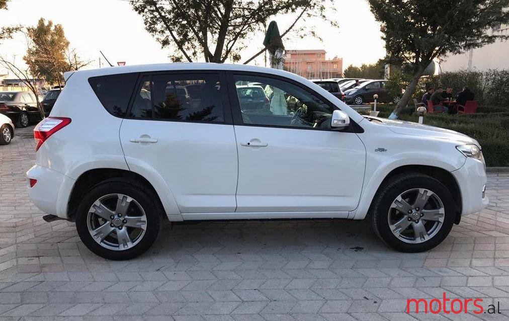 2010' Toyota RAV4 photo #1